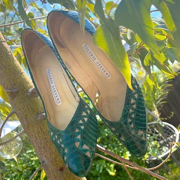 Vintage Valerie Stephens Snakeskin Pumps, SZ 6.5 - Picture 1 of 6